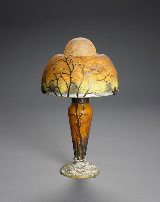 Faites estimer vos verreries Art nouveau et Art déco : Vase Gallé, Daum, Lalique Réponse immédiate d'un expert agréé. Accompagnement à la vente. 