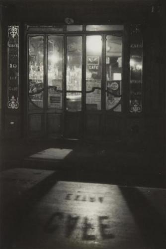 Cote et résultats de ventes aux enchères des photographies d’André Kertész. Estimation gratuite de tirages anciens et photographies avec Artexpertise.fr