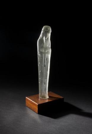 Résultat de vente de la statuette Source de la fontaine Telphuse de René Lalique. Estimation gratuite de sculptures et verreries Art déco avec Artexpertise.fr